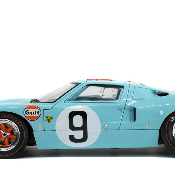 S1803001 Ford Gt 40 Mk1 Winner Le Mans 1968 P Rodriguez L Bianchi 9 02