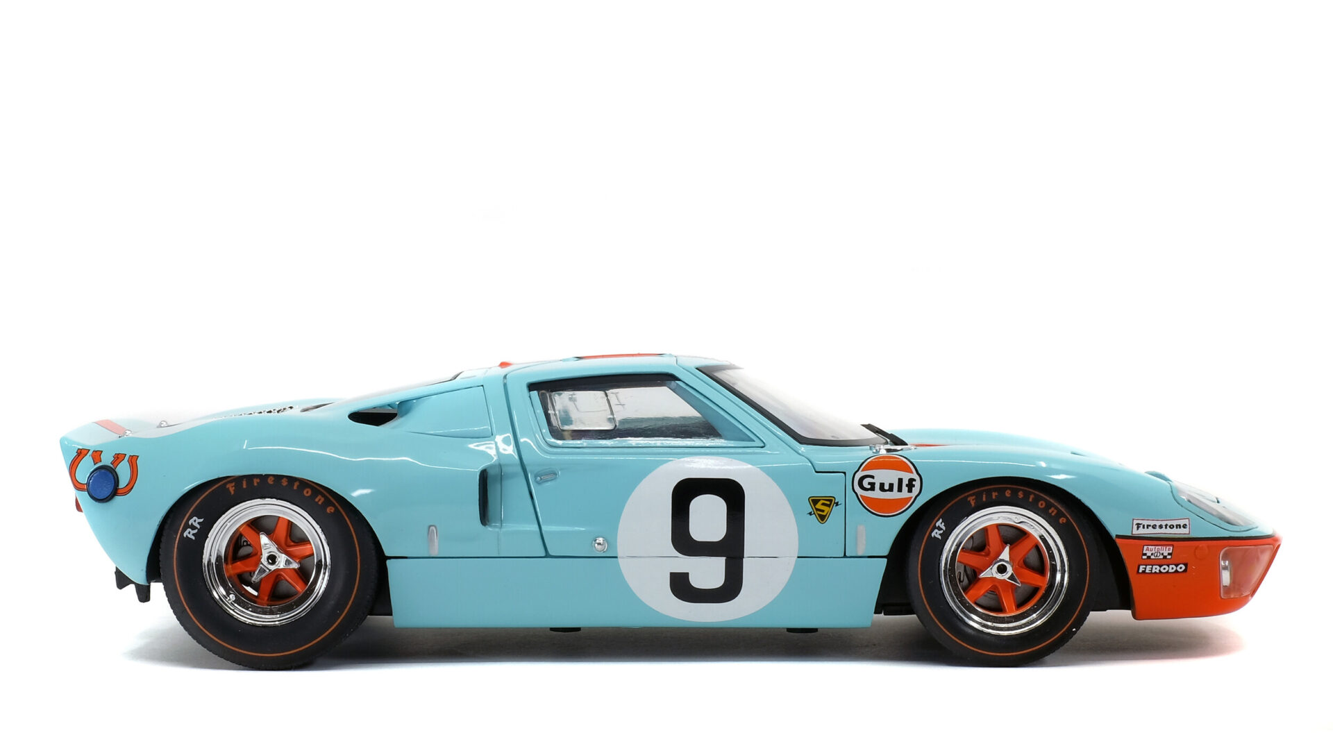 S1803001 Ford Gt 40 Mk1 Winner Le Mans 1968 P Rodriguez L Bianchi 9 05