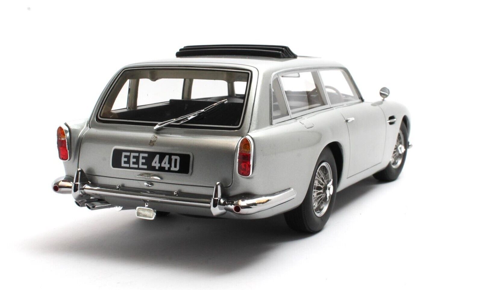 Astom Martin DB5 Shooting Brake