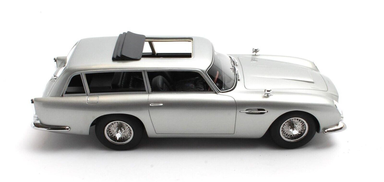 Astom Martin DB5 Shooting Brake