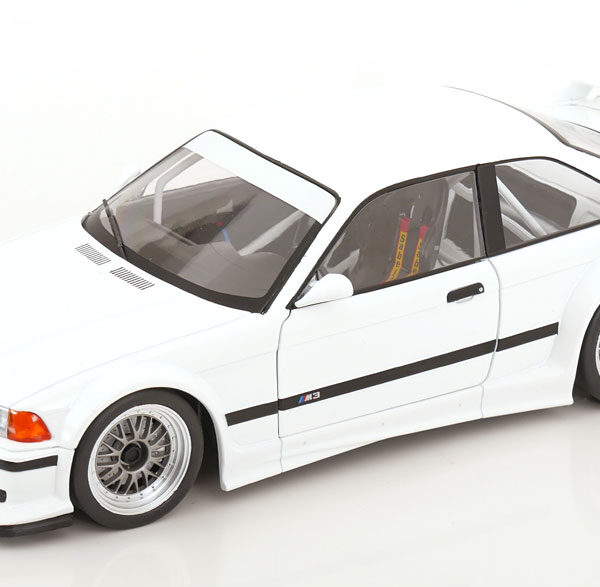 W18051001