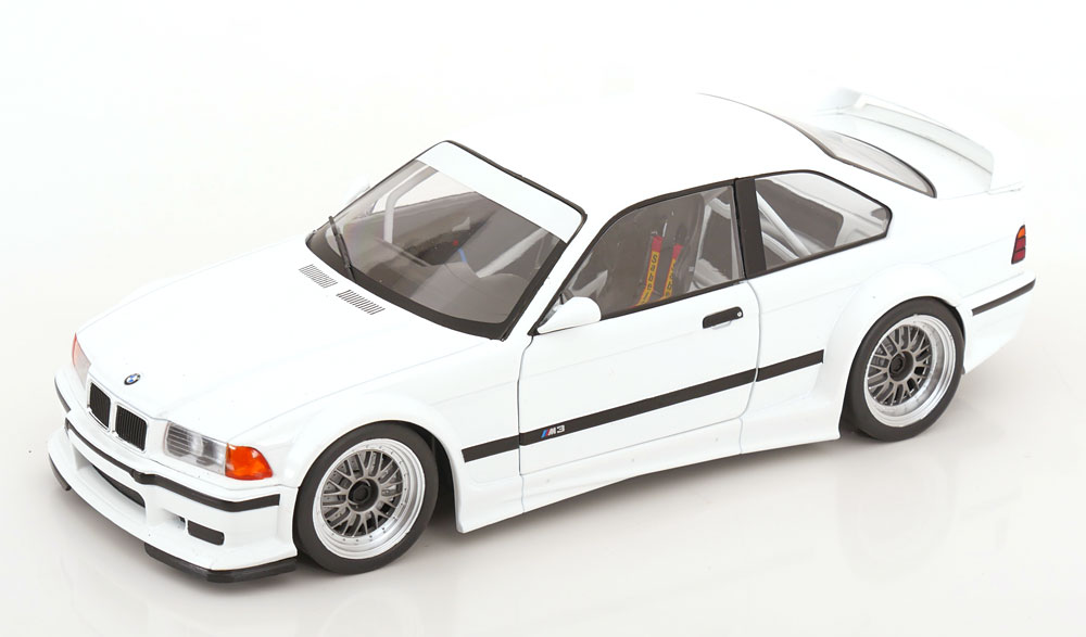 W18051001