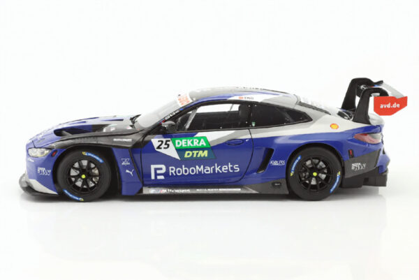 BMW M4 GT3 #11 DTM 2022 1/18 Scale