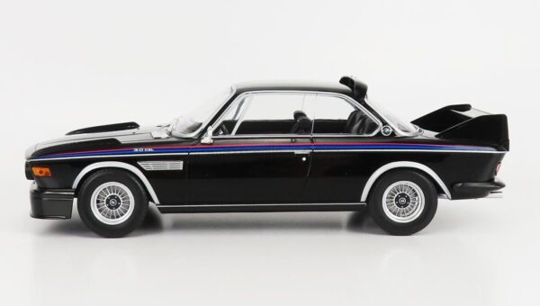 BMW 3.0 CSI (E9) 1971 1:18 Scale