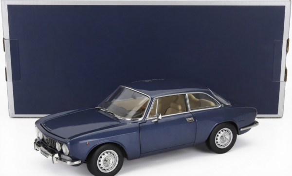 Alfa Romeo GTV 2000 1973 1/18 Scale