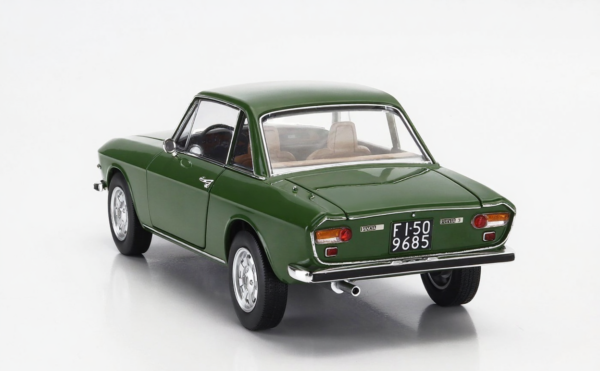 Lancia Fulvia 3 Series 1975 1/18 Scale