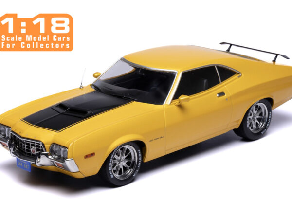 Ford Gran Torino SP Yellow 1972 1/18 Scale