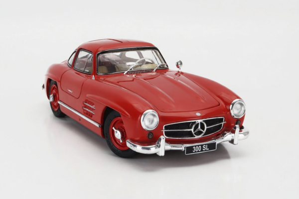 Mercedes Benz 300SL Gullwing W198 1/18 Scale