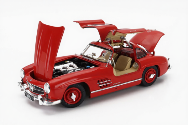Mercedes Benz 300SL Gullwing W198 1/18 Scale
