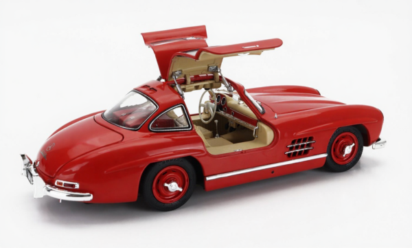 Mercedes Benz 300SL Gullwing W198 1/18 Scale