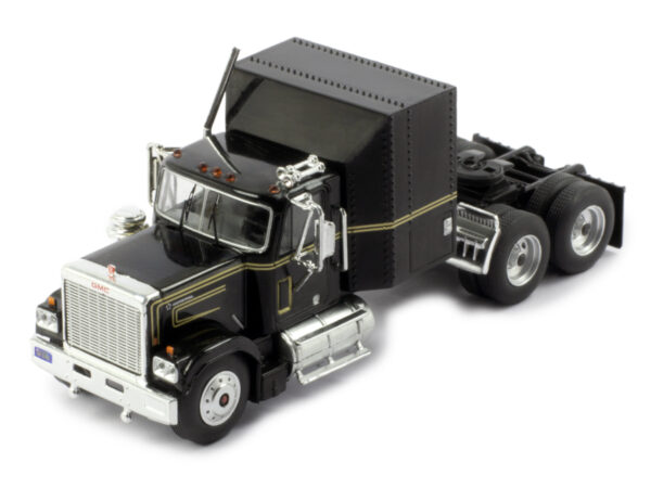 GMC GENERAL 1980 Prime Mover Black 1/64 Scale