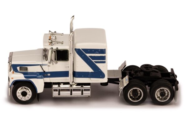 Ford LTL 9000 1978 White 1/64 Scale