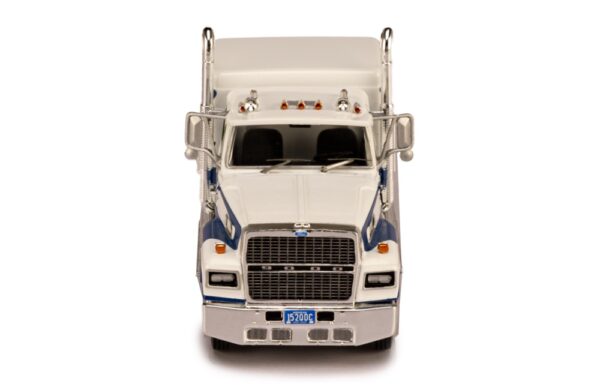 Ford LTL 9000 1978 White 1/64 Scale