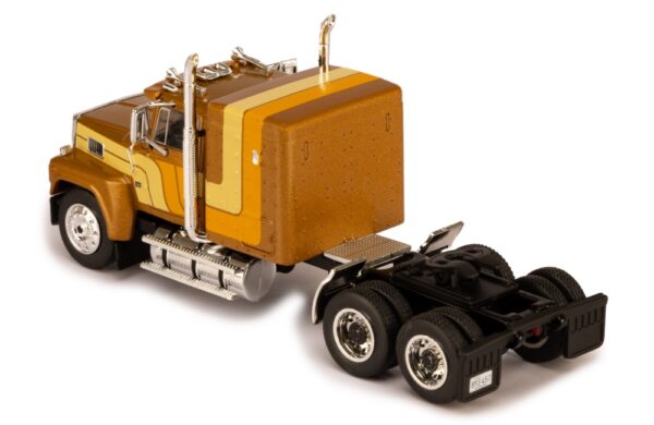 Ford LTL 9000 1978 1/64 Scale
