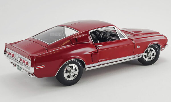 1/18 Scale Ford Shelby GT500 KR 1968
