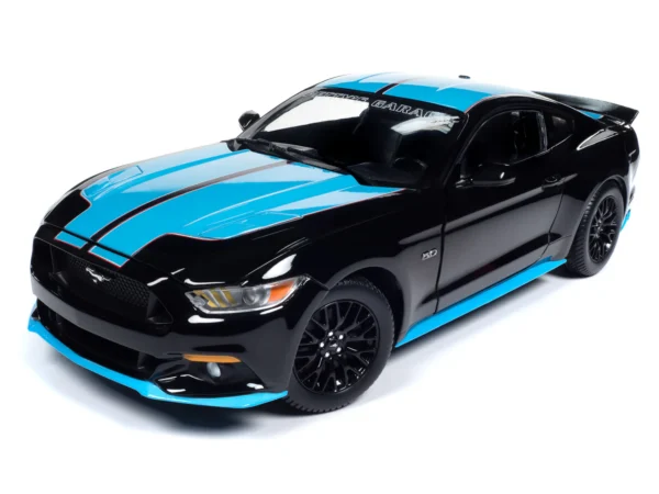 Ford Mustang GT 5.0 2016 Black Petty's Garage 1/18