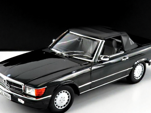 Mercedes-Benz 300 SL Convertible (R107) 1985-89 1/18 Scale