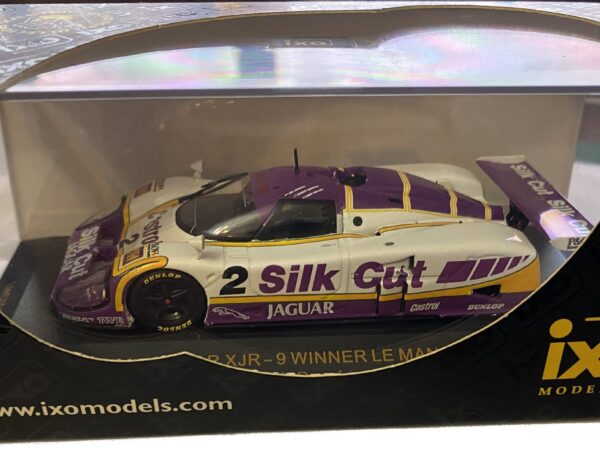 Jaguar XJR-9 V12 1988 Le Mans 24hr Winner 1/43 Scale