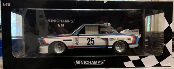 BMW 3.0 CSL #25 Winner 12h Sebring IMSA 1975 1/18 Scale