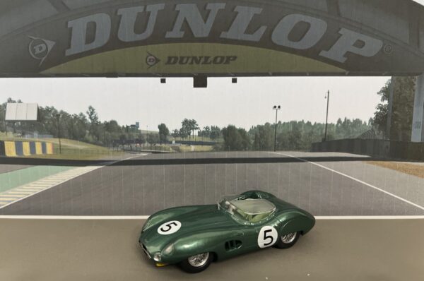 Aston Martin DBR1 #5 1959 Le Mans Winner 1/43 Scale