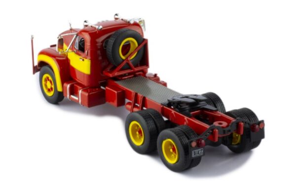 Mack B61 1953 Prime Mover 1/43 Scale