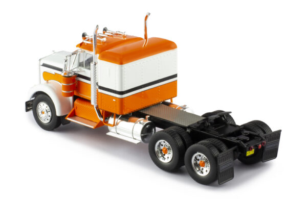 Kenworth W925 White / Orange 1970 1:43 Scale