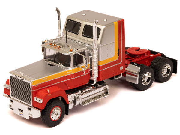 Mack Superliner Magnum 1/43 Scale