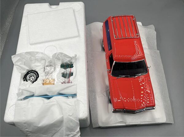 1/18 Scale Mad Max Holden HJ Panel Van