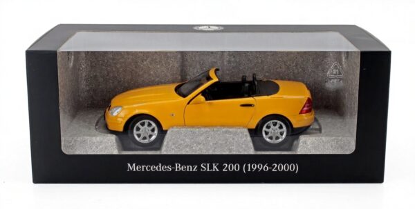 Mercedes Benz SLK200 Cabriolet 1996 1/18 Scale