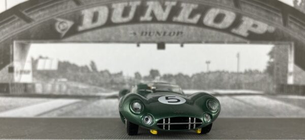 Aston Martin DBR1 #5 Le Mans Winner 1959 1:43 Scale