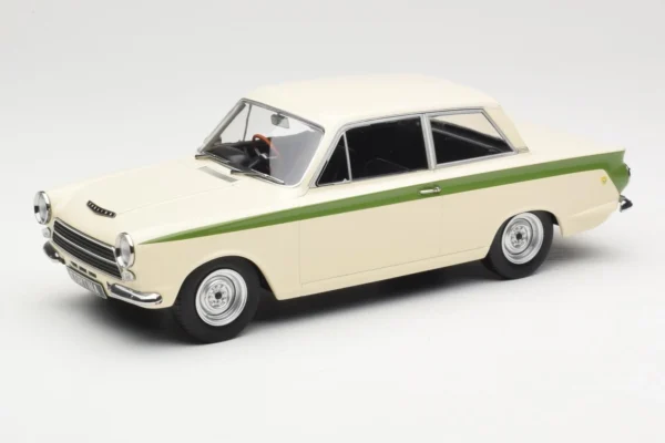 Ford Lotus Cortina MK1 1963 1:18 Scale