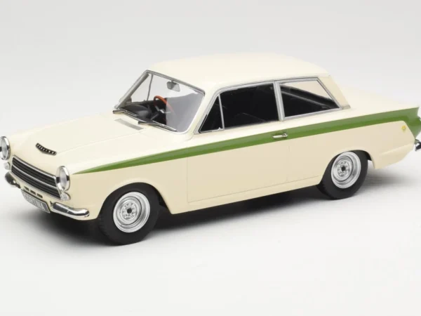Ford Lotus Cortina MK1 1963 1:18 Scale