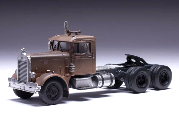 Peterbilt 281 Rusty Version 1955 Prime Mover 6x4 1/64 Scale