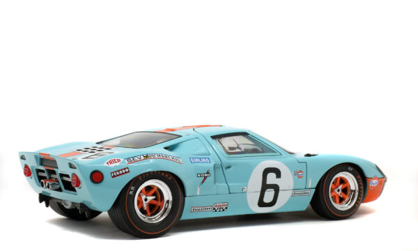 Ford GT40 Gulf #6 Winner 24h LeMans 1969 1:18 Scale