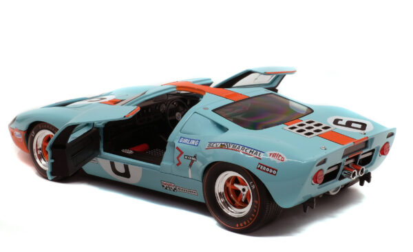 Ford GT40 Gulf #6 Winner 24h LeMans 1969 1:18 Scale