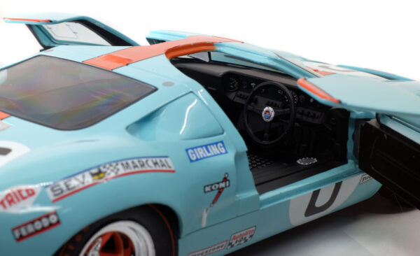Ford GT40 Gulf #6 Winner 24h LeMans 1969 1:18 Scale