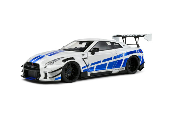 Nissan Skyline GT-R (R35)1/18 Scale
