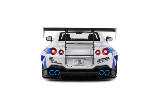 Nissan Skyline GT-R (R35)1/18 Scale