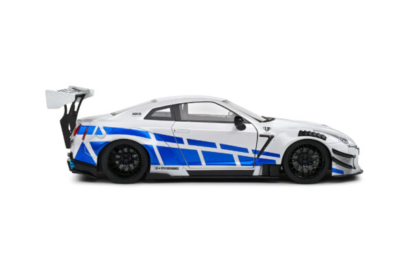 Nissan Skyline GT-R (R35)1/18 Scale