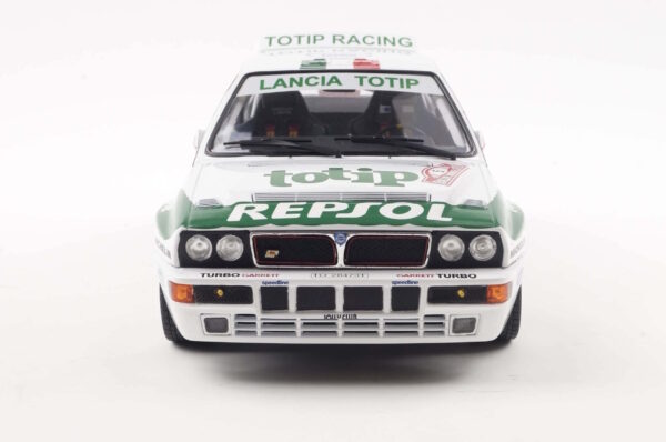Lancia Delta HF Intergrale #5 1/18 Scale