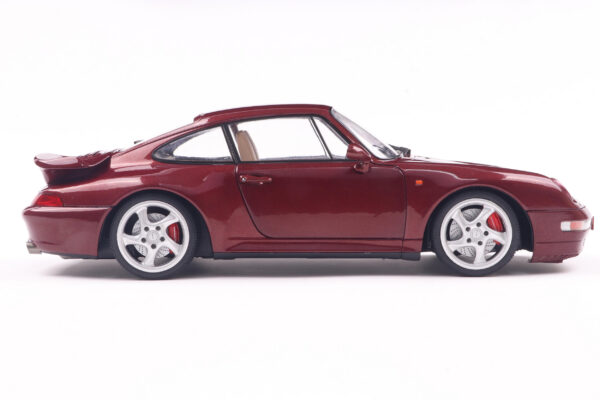 Porsche 911 (993) Turbo 1997 1:18 Scale