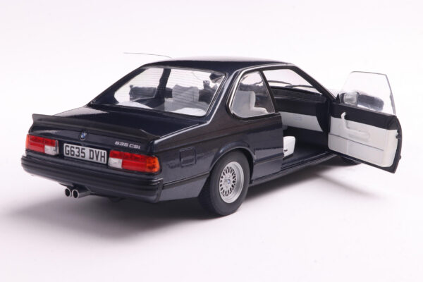 BMW 635 CSi 1984 E24 1/18 Scale