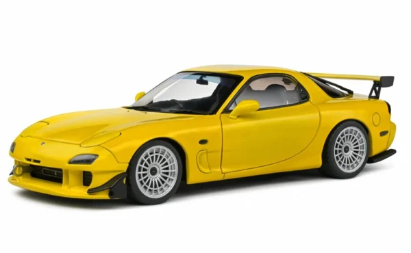 Mazda RX-7 FD RS Coupe 1999 RHD 1/18 Scale