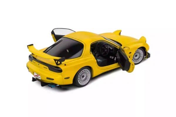 Mazda RX-7 FD RS Coupe 1999 RHD 1/18 Scale