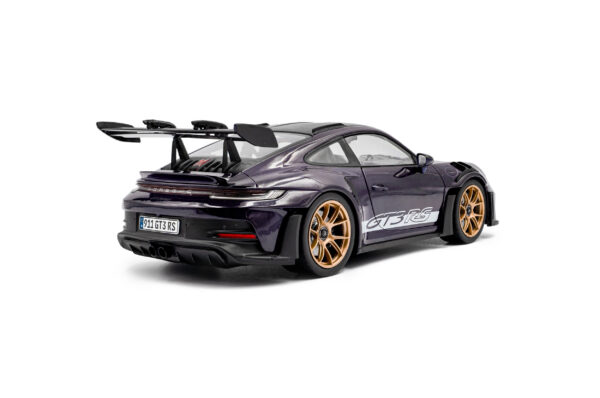 Porsche 911 GT3 RS Weissach Package 1/18 Scale