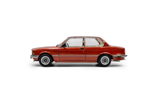 BMW 323i E21 1980 1/18 Scale