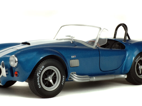 Shelby Cobra 427 S/C 1965 1/18 scale