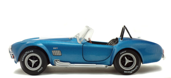 Shelby Cobra 427 S/C 1965 1/18 scale