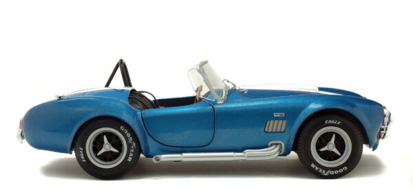 Shelby Cobra 427 S/C 1965 1/18 scale