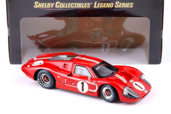 Ford GT40 MKIV 1967 Le Mans 24hr Winner 1/18 Scale